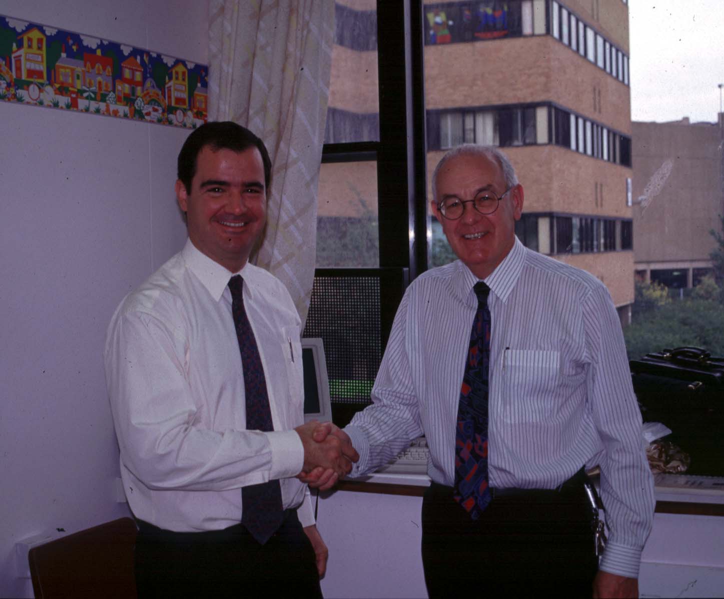 Con el Profersor C. Colton 1996 - Queen´s Medical Centre Nottingham UK